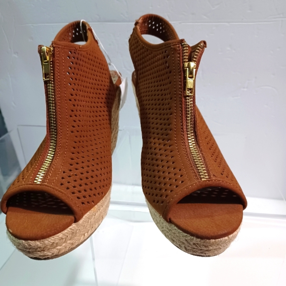 Brash Wedge Slingback Sandals, Size:9 1/2, Brown